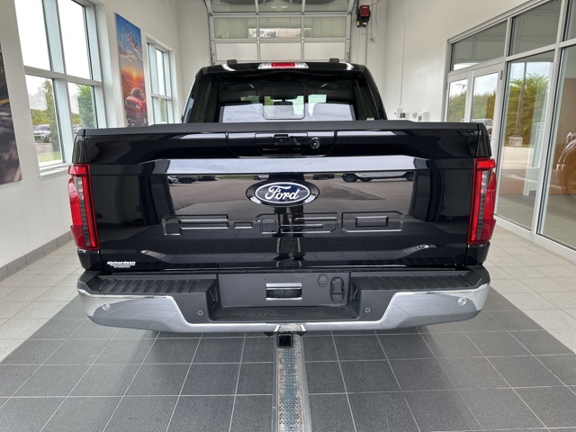 2025 Ford F-150 XLT photo 6