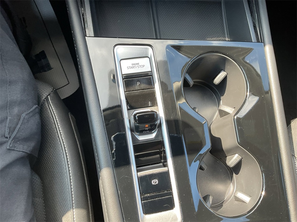 2024 Volkswagen Atlas SE Technology photo 14