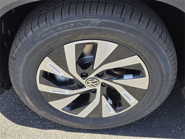 2025 Volkswagen Tiguan S photo 4