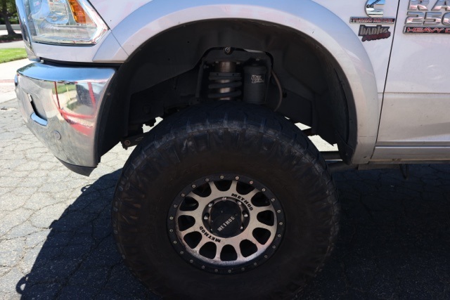 2016 Ram 2500 Laramie photo 10
