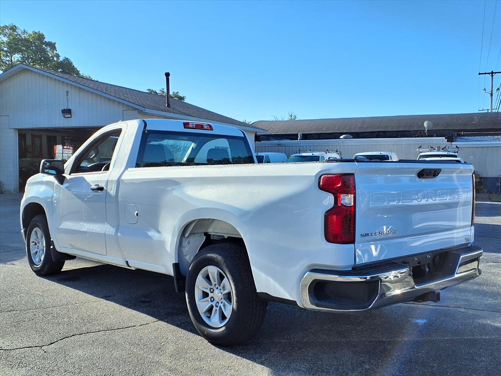 2024 Chevrolet Silverado 1500 photo 6