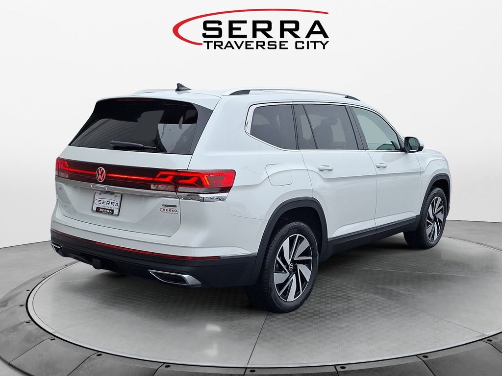 2025 Volkswagen Atlas SEL photo 5
