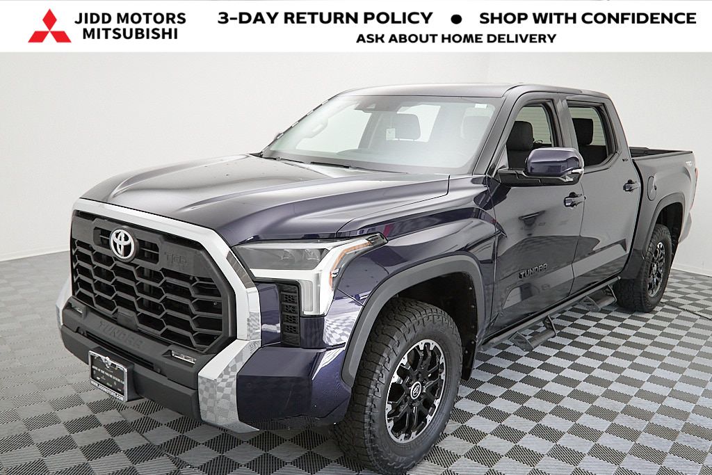 2022 Toyota Tundra SR5's photo