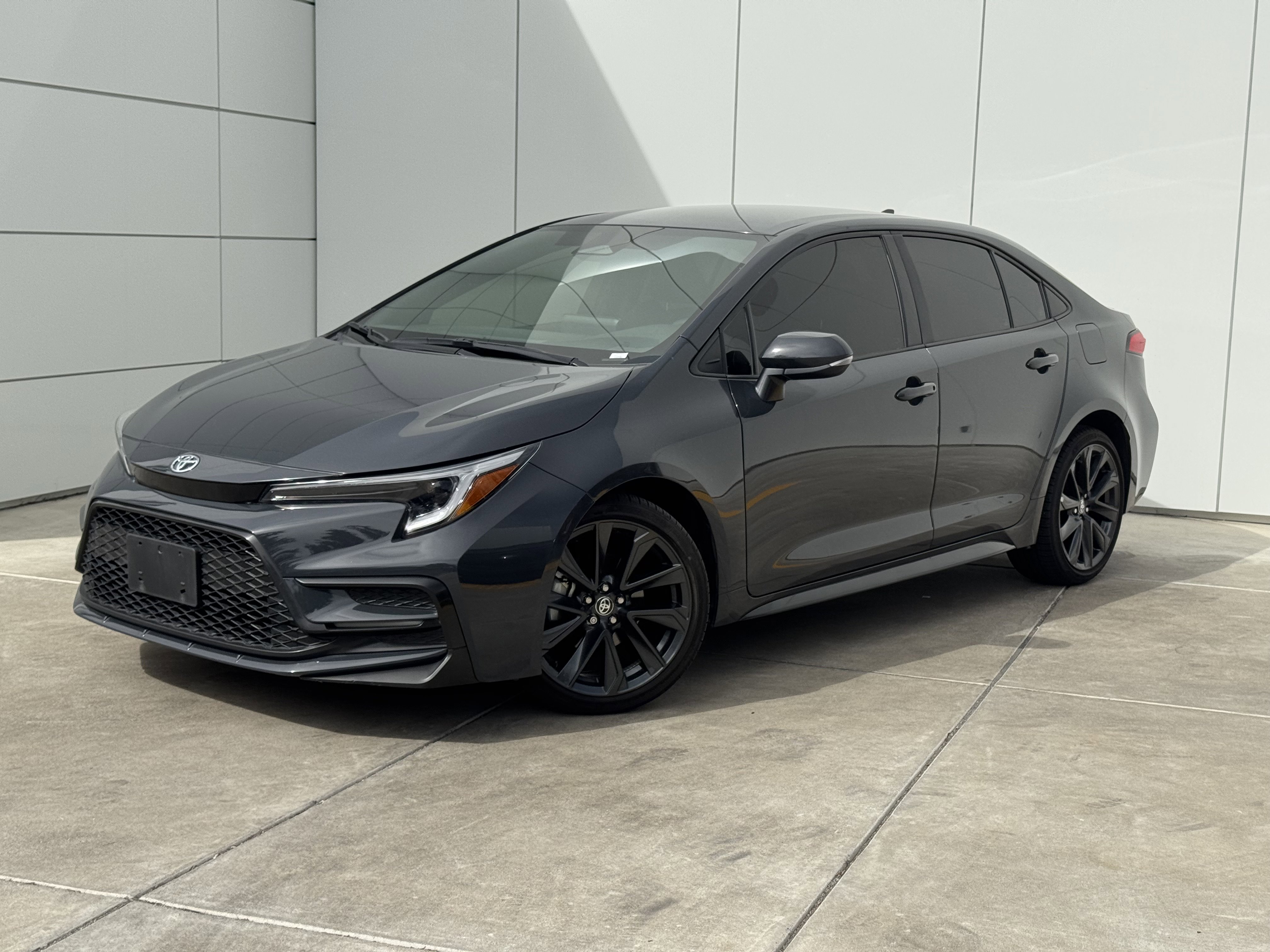 2024 Toyota Corolla SE photo 2