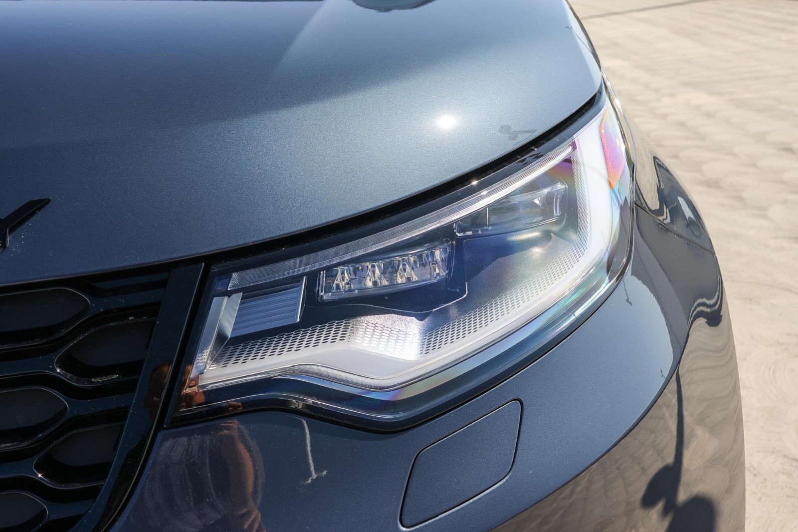 2025 Land Rover Discovery SE photo 10