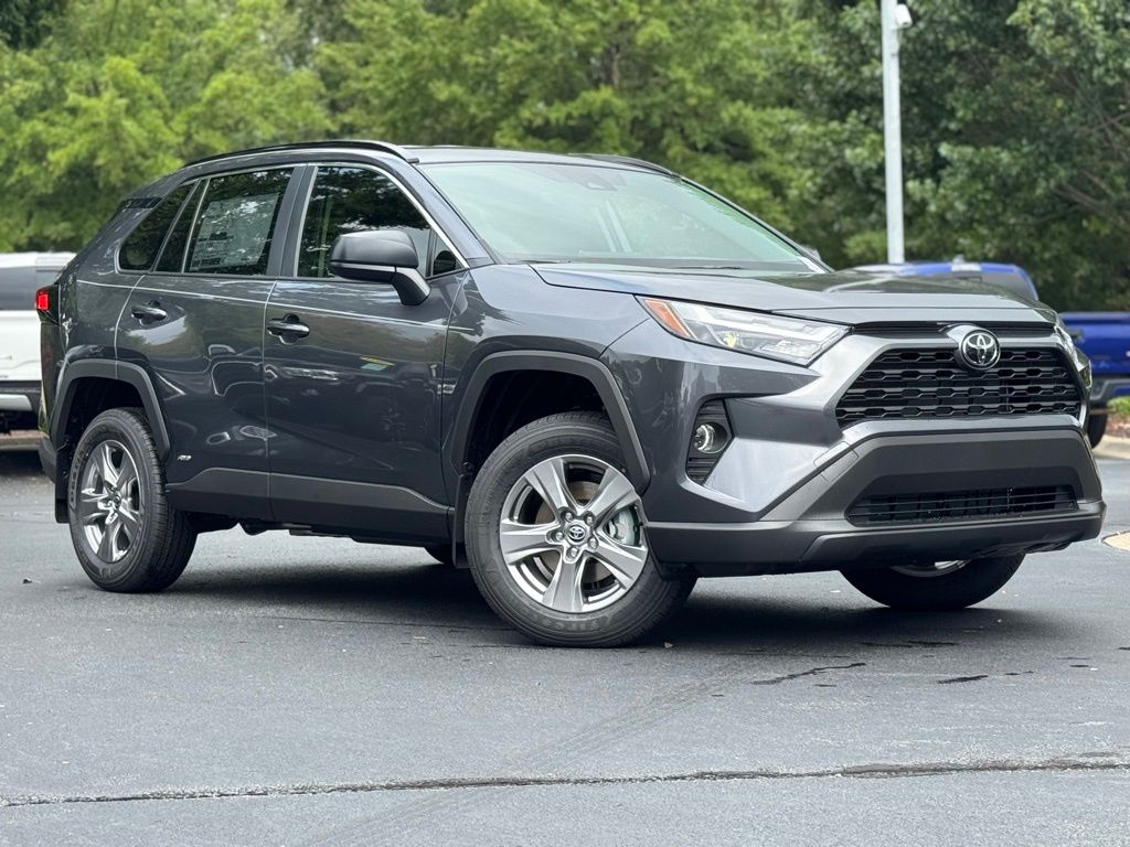 2025 Toyota RAV4 Hybrid LE photo 2