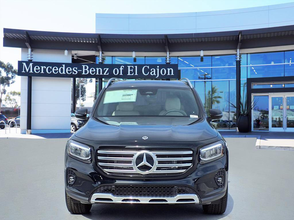 2026 Mercedes Benz GLB 250 photo 2