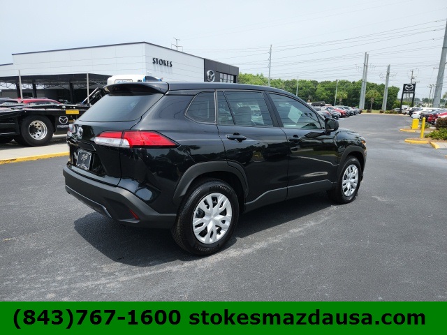 2024 Toyota Corolla Cross L photo 4