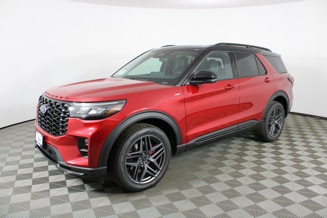 2025 Ford Explorer ST-Line photo 3