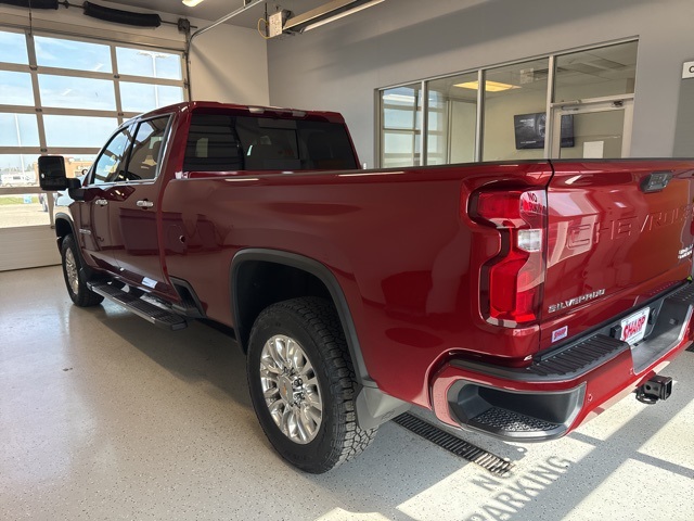 2022 Chevrolet Silverado 3500HD High Country photo 4