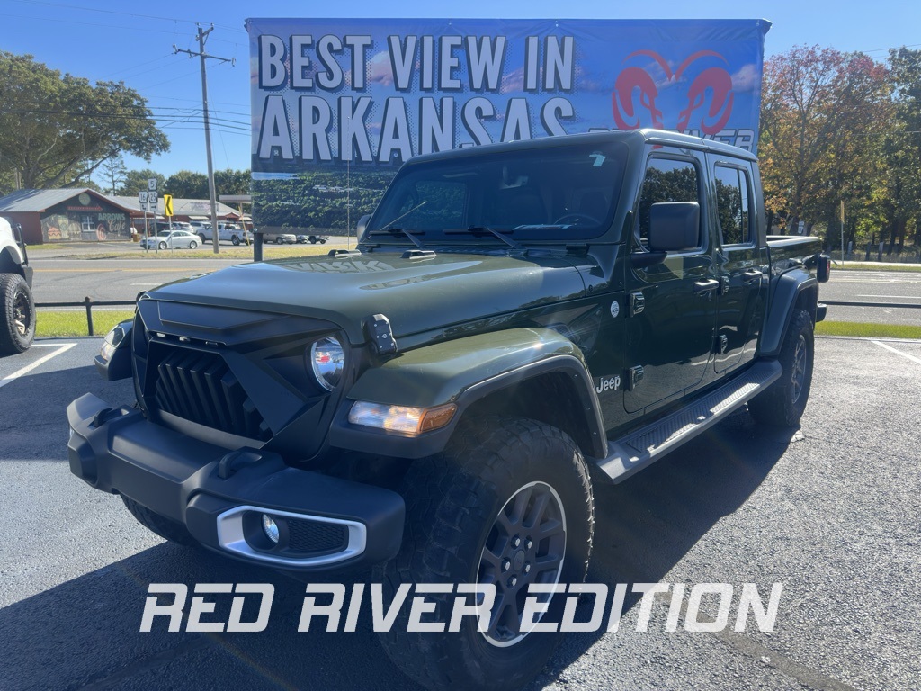 2021 Jeep Gladiator Overland's photo