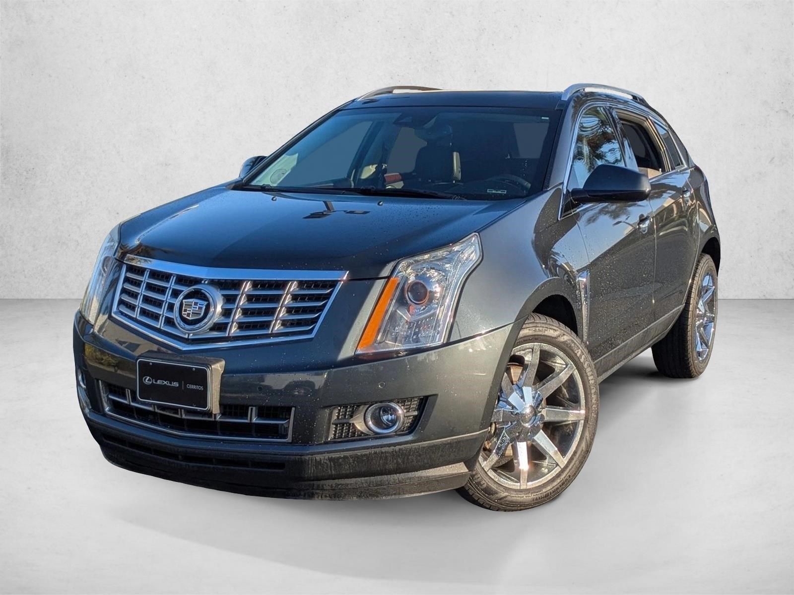 2016 Cadillac SRX Performance Collection's photo