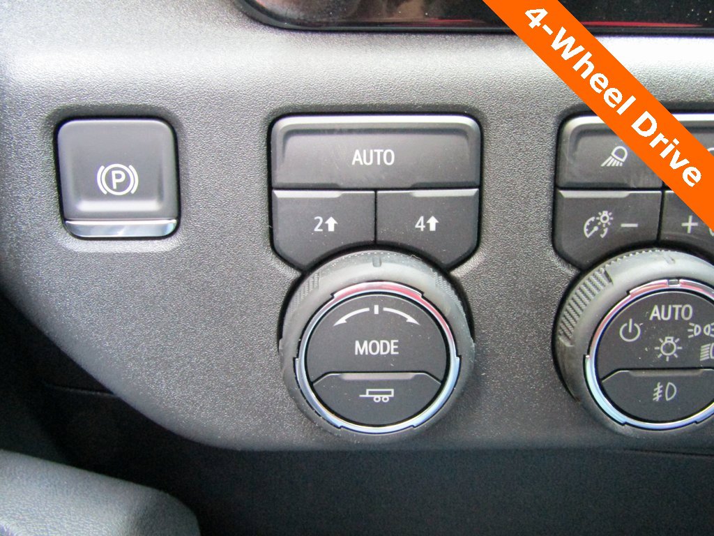 2026 Chevrolet Silverado 1500 LTZ photo 13