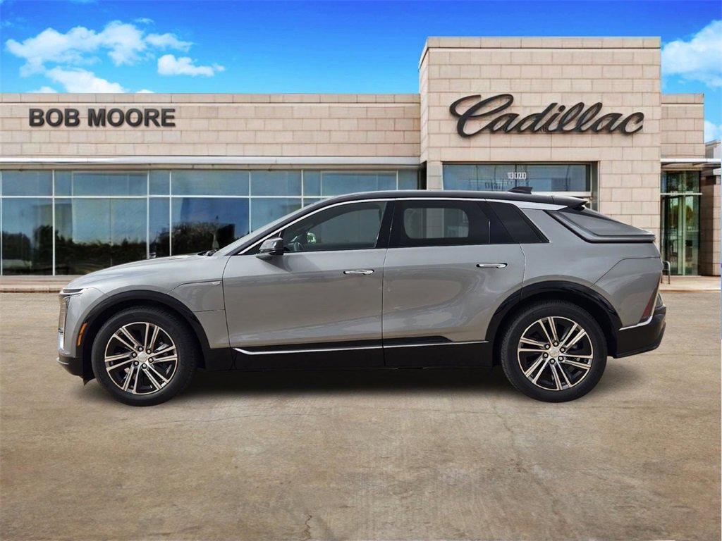 2025 Cadillac Lyriq Luxury photo 4