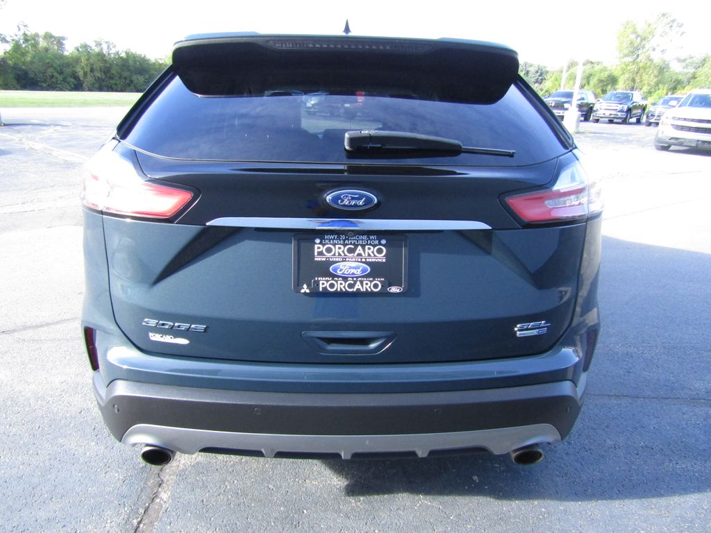 2019 Ford Edge SEL photo 6