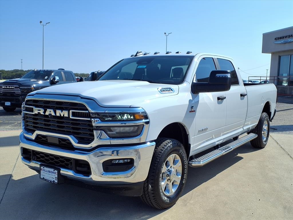 2026 Ram 2500 Big Horn photo 3