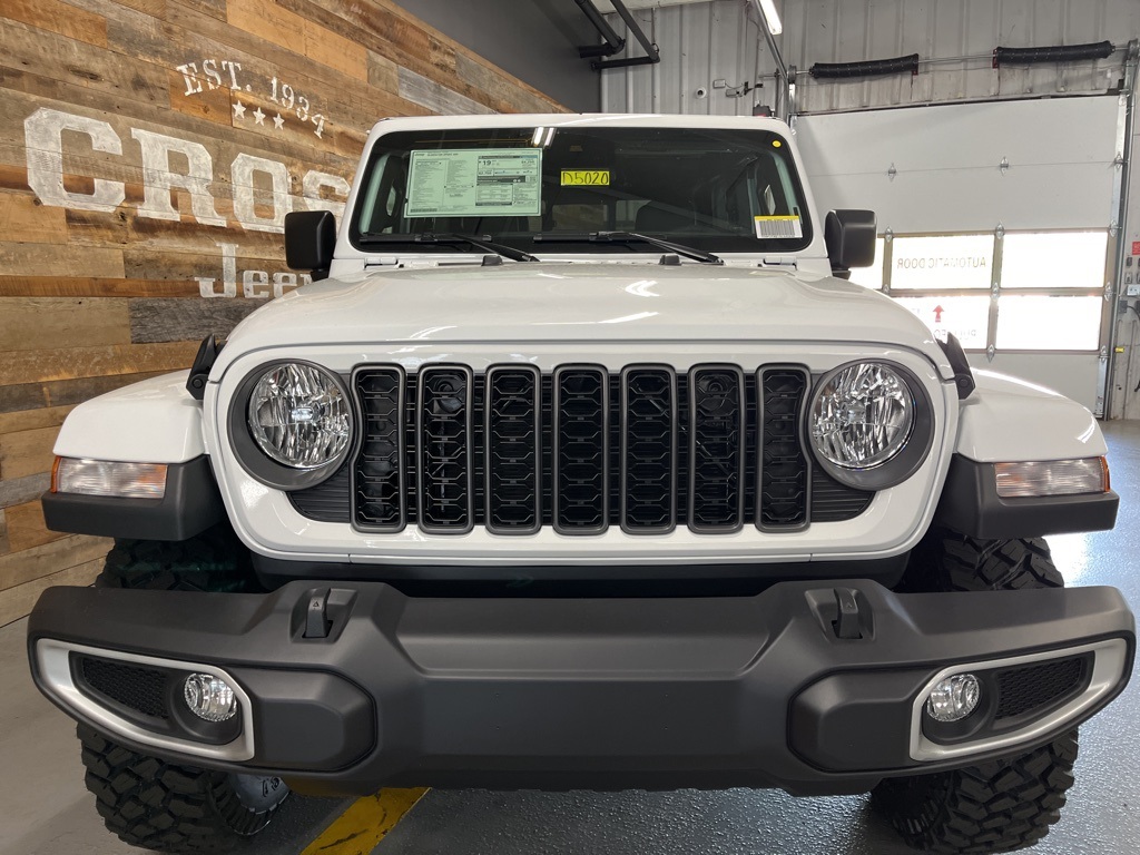 2025 Jeep Gladiator Sport photo 16