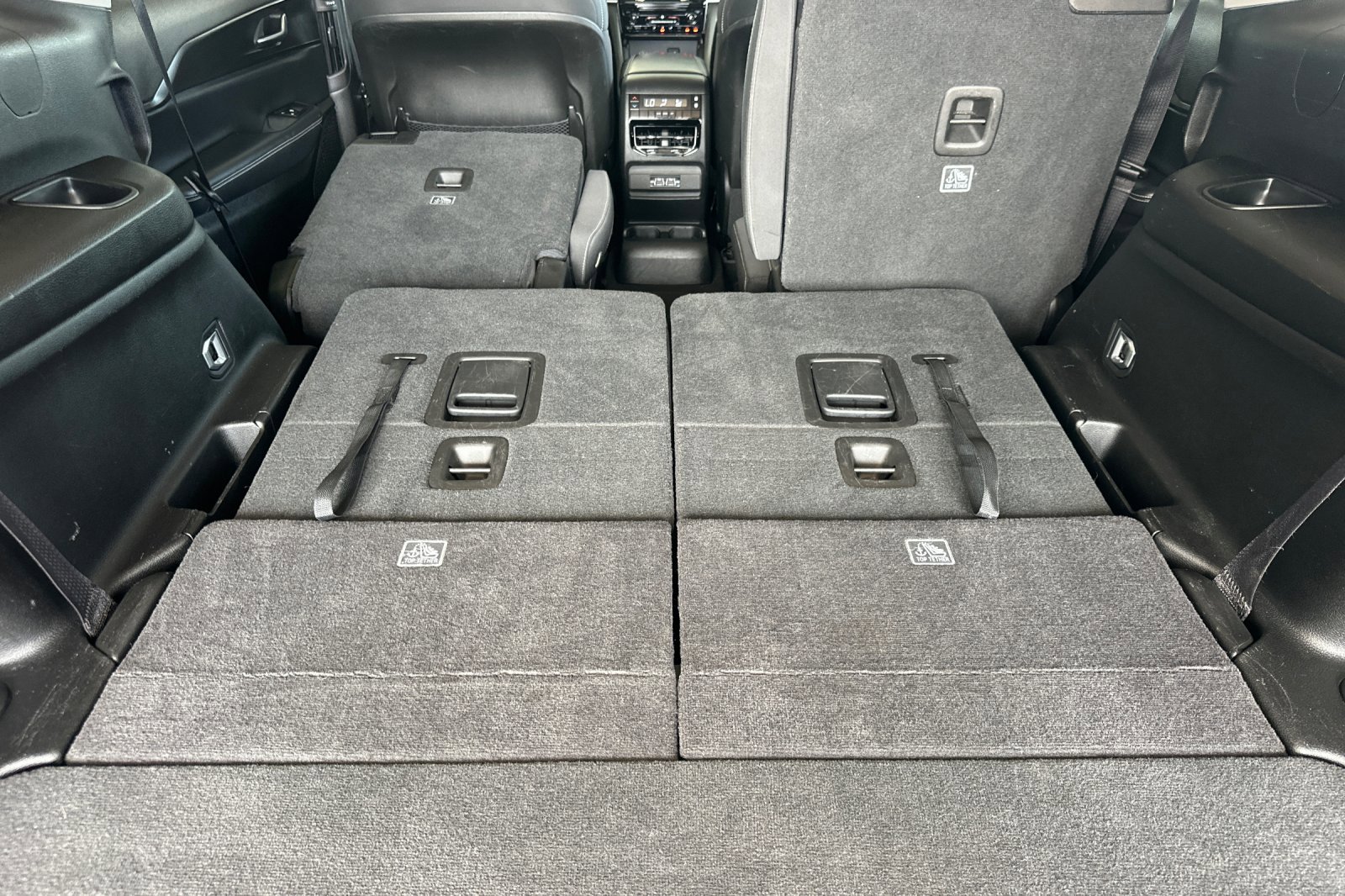 2023 Jeep Grand Cherokee Laredo Sport photo 15