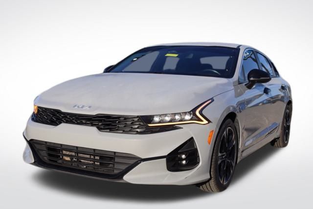 2022 Kia K5 GT-Line photo 4