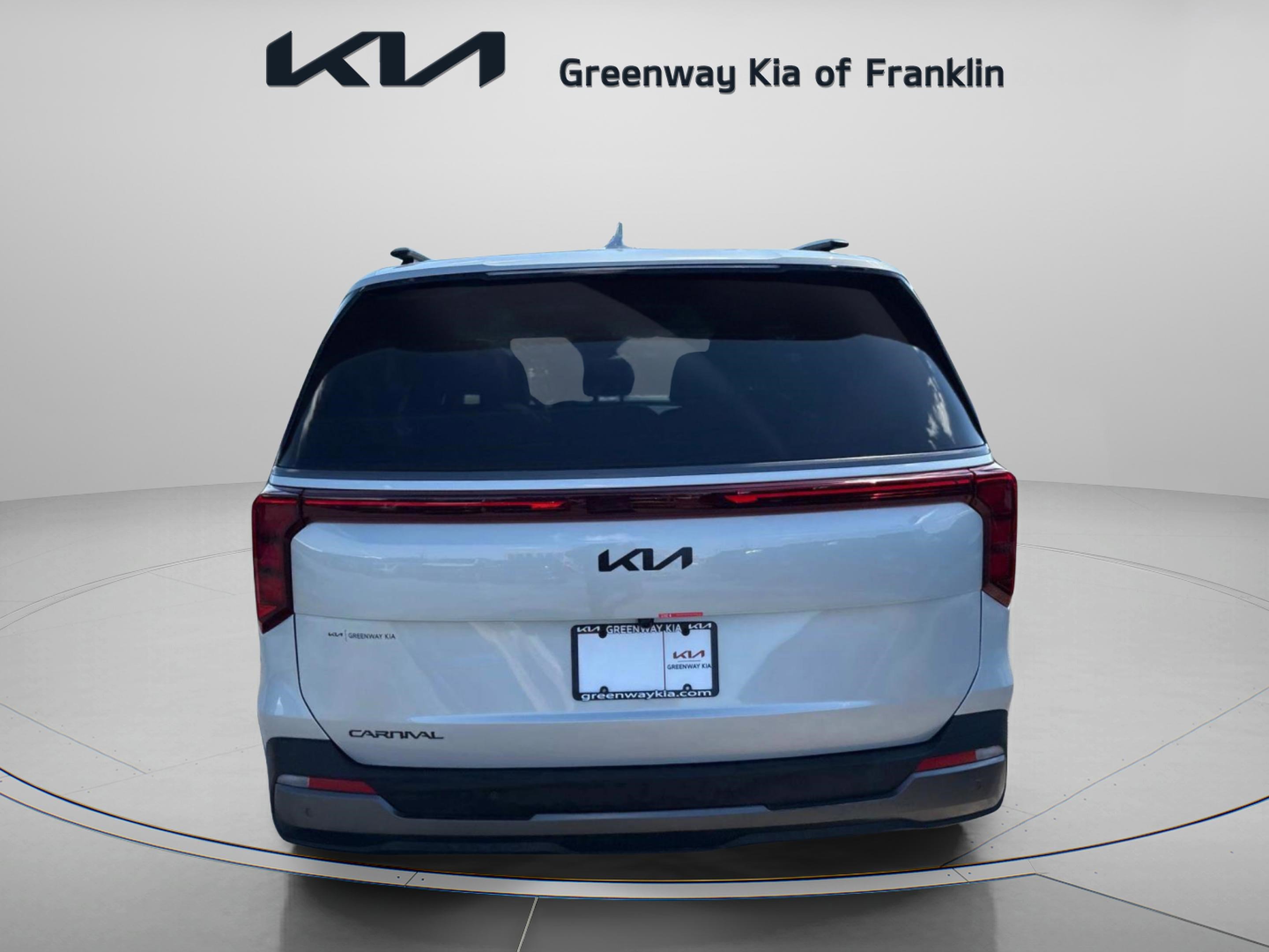2026 Kia Carnival SX photo 6