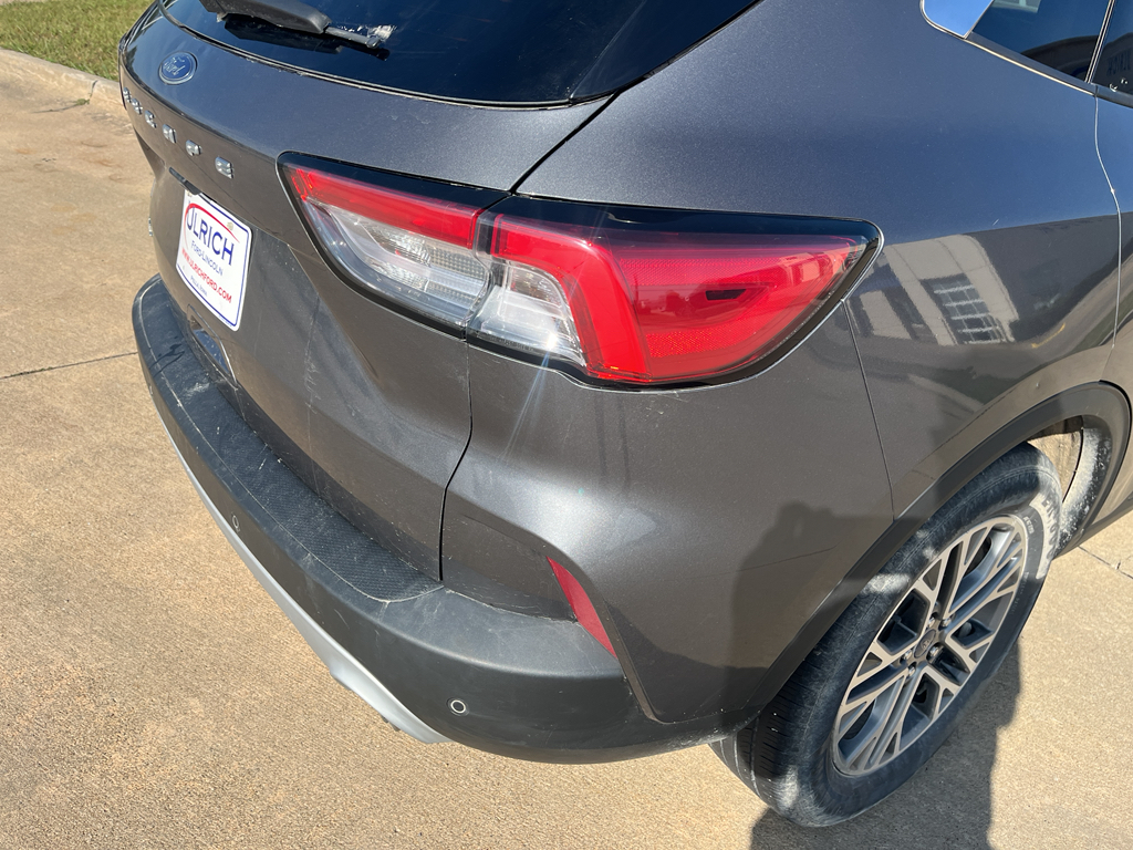 2021 Ford Escape SEL photo 11