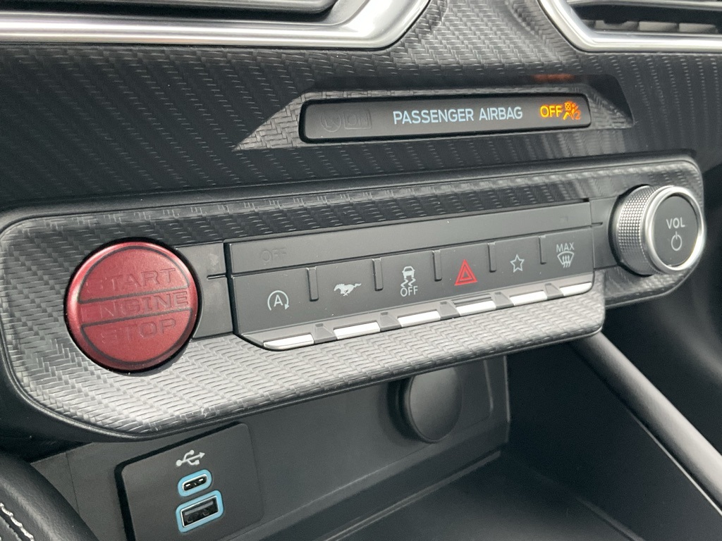 2026 Ford Mustang GT Premium photo 4