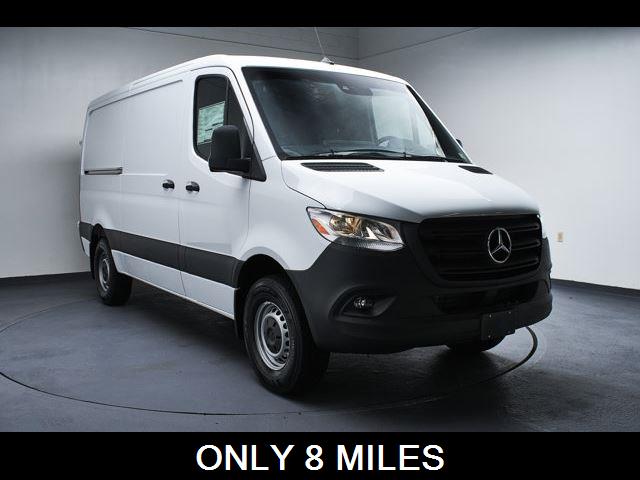 2024 Mercedes-Benz Sprinter Cargo Van Base's photo
