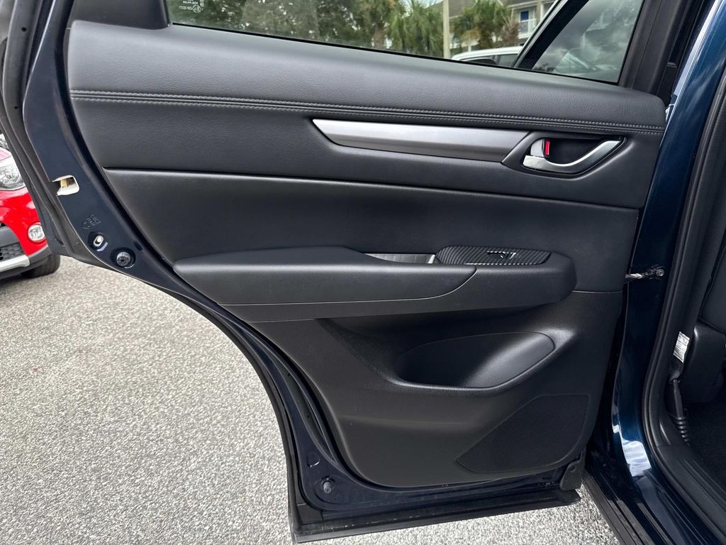 2022 Mazda CX-5 2.5 Select photo 11