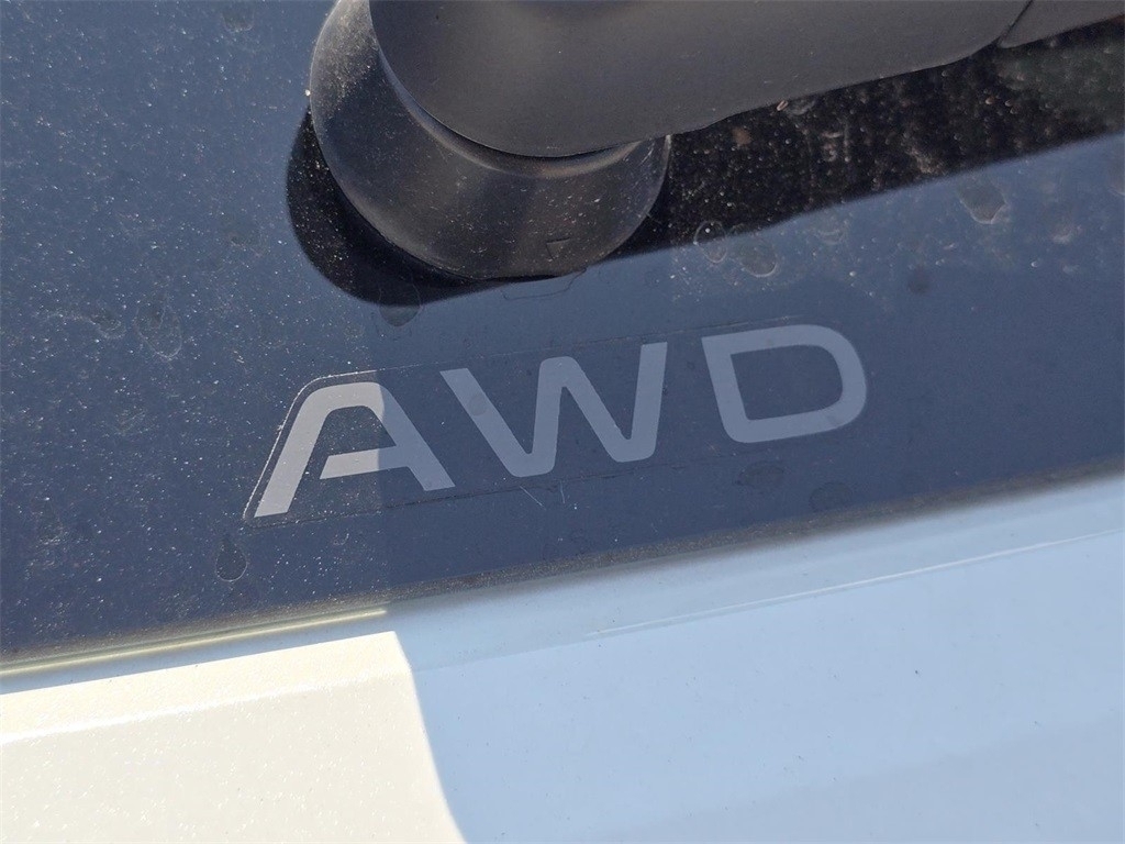2026 Honda HR-V LX photo 10