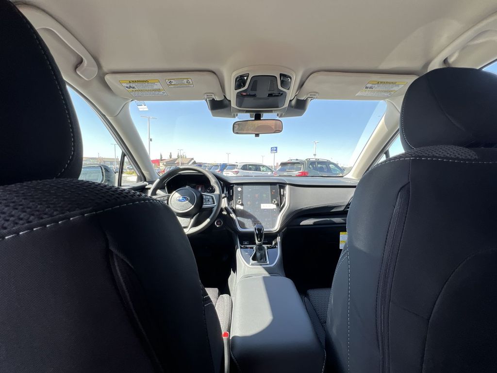 2025 Subaru Outback Premium photo 17