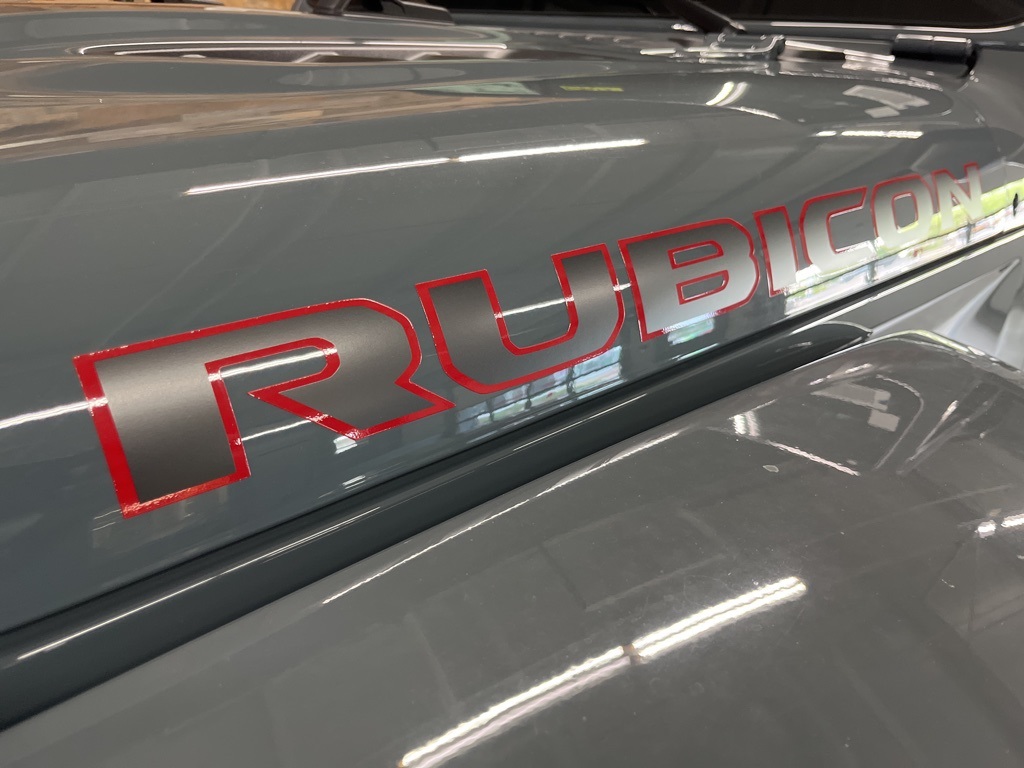 2025 Jeep Gladiator Rubicon photo 3