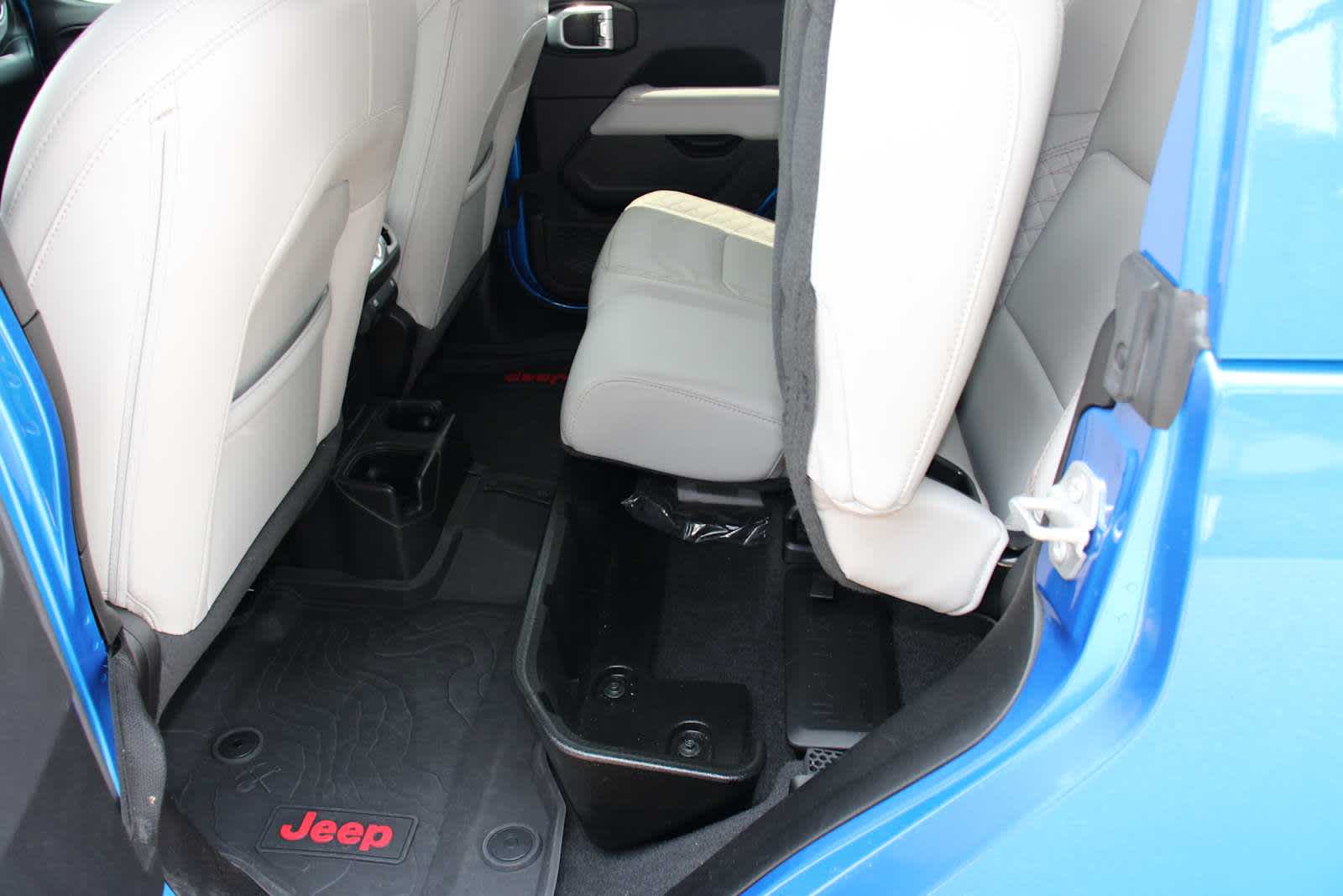 2022 Jeep Gladiator High Altitude photo 42