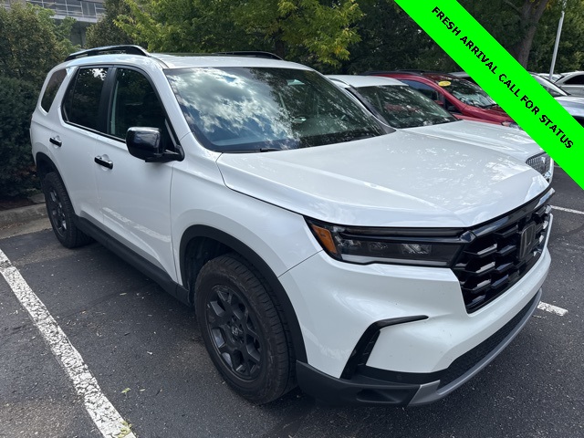 2023 Honda Pilot TrailSport photo 5
