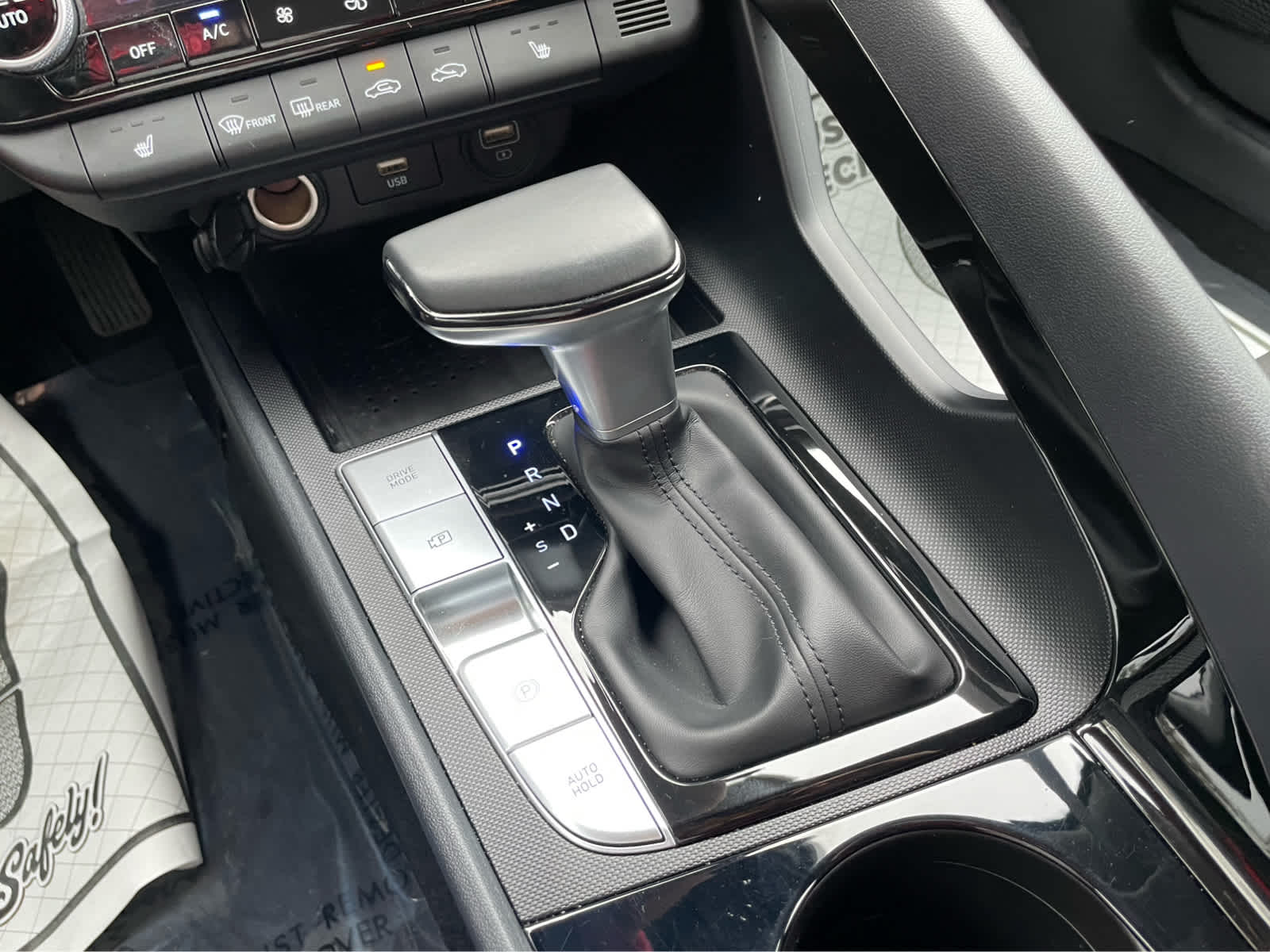 2022 Hyundai Elantra SEL Convenience photo 20