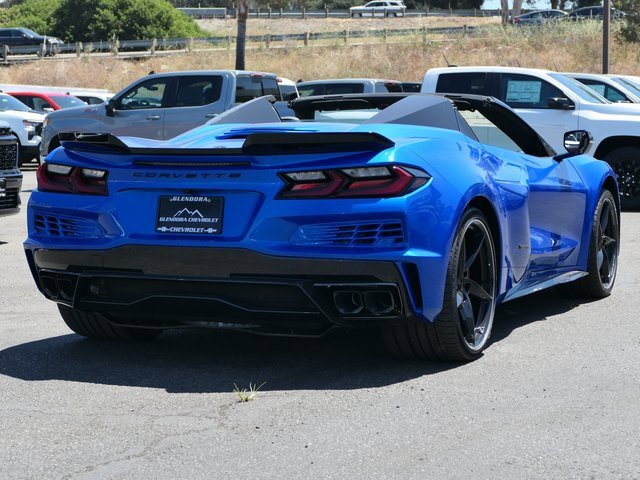 2025 Chevrolet Corvette E-Ray 2LZ photo 3