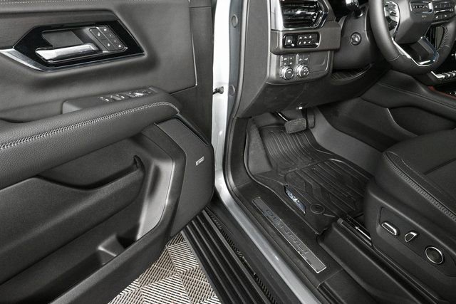 2026 Gmc Yukon XL Denali photo 8