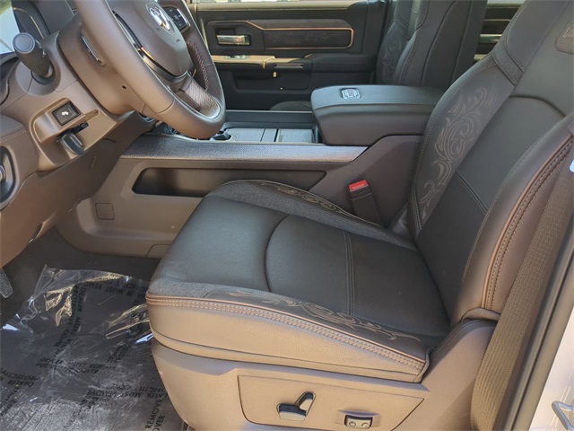 2025 Ram 3500 Limited Longhorn photo 9