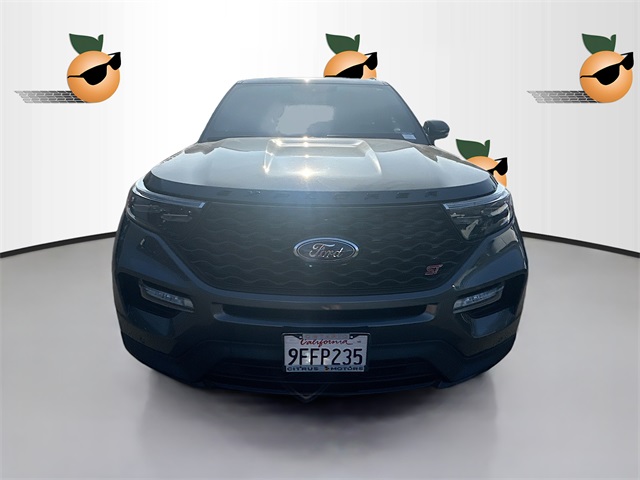 2023 Ford Explorer ST photo 2