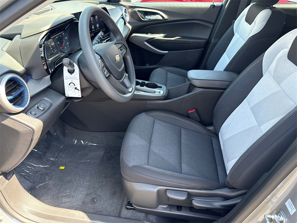 2026 Chevrolet Trax LS photo 11