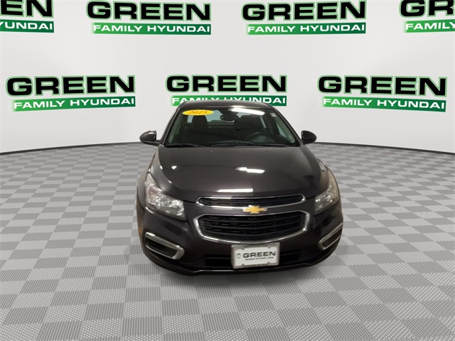 2015 Chevrolet Cruze photo 3