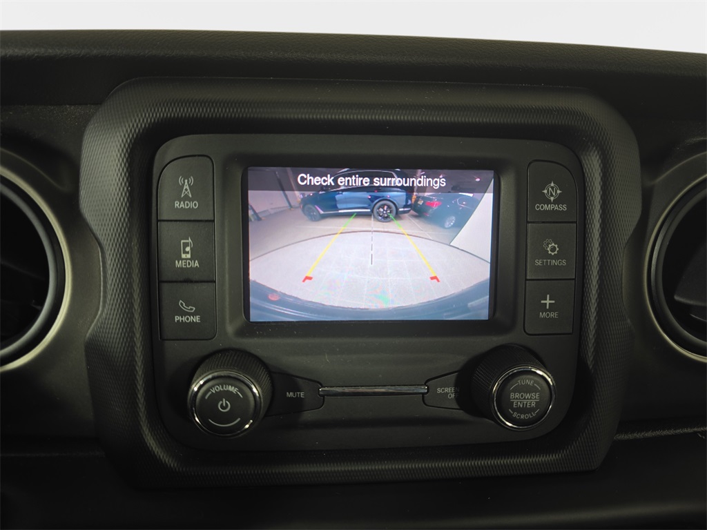 2020 Jeep Wrangler Unlimited Sport photo 20