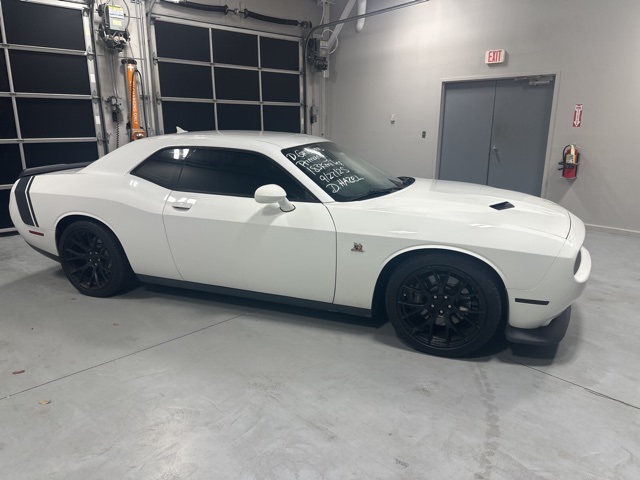2016 Dodge Challenger R/T Scat Pack photo 10