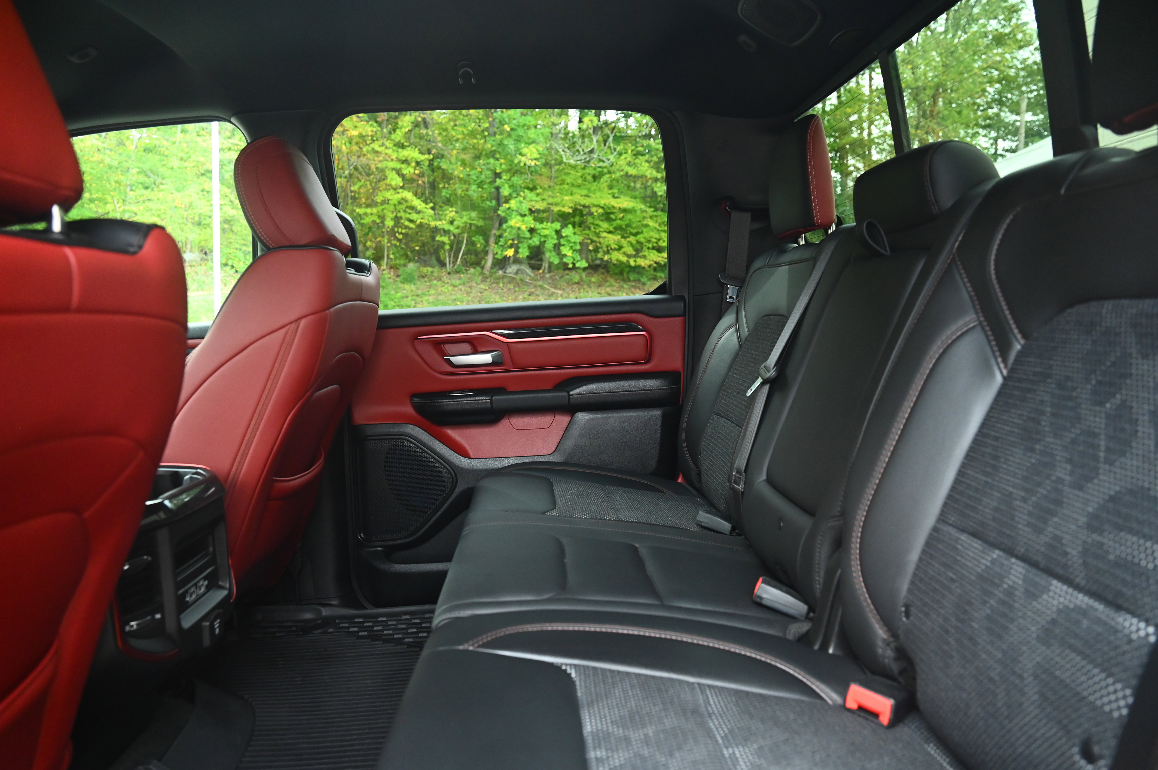 2019 Ram 1500 Rebel photo 22