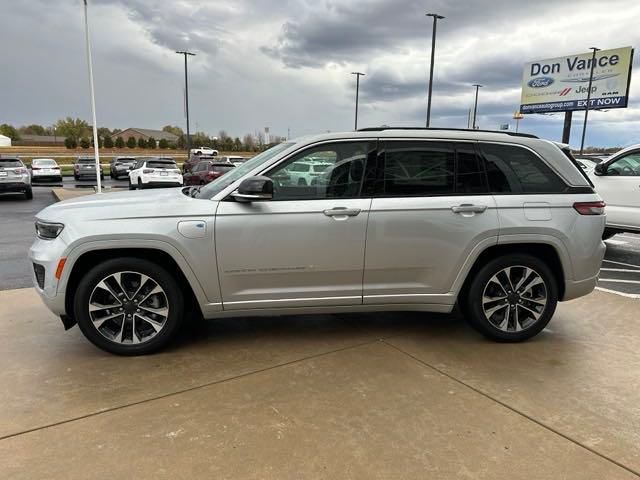 2024 Jeep Grand Cherokee Overland 4xe photo 3