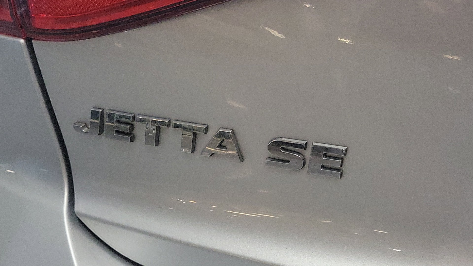 Used 2015 Reflex Silver Metallic Volkswagen 1.8T SE image 8