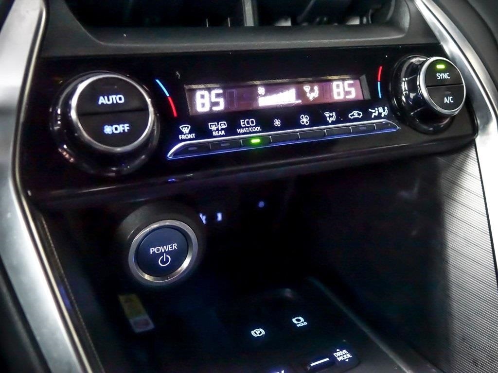 2022 TOYOTA VENZA - Image 17