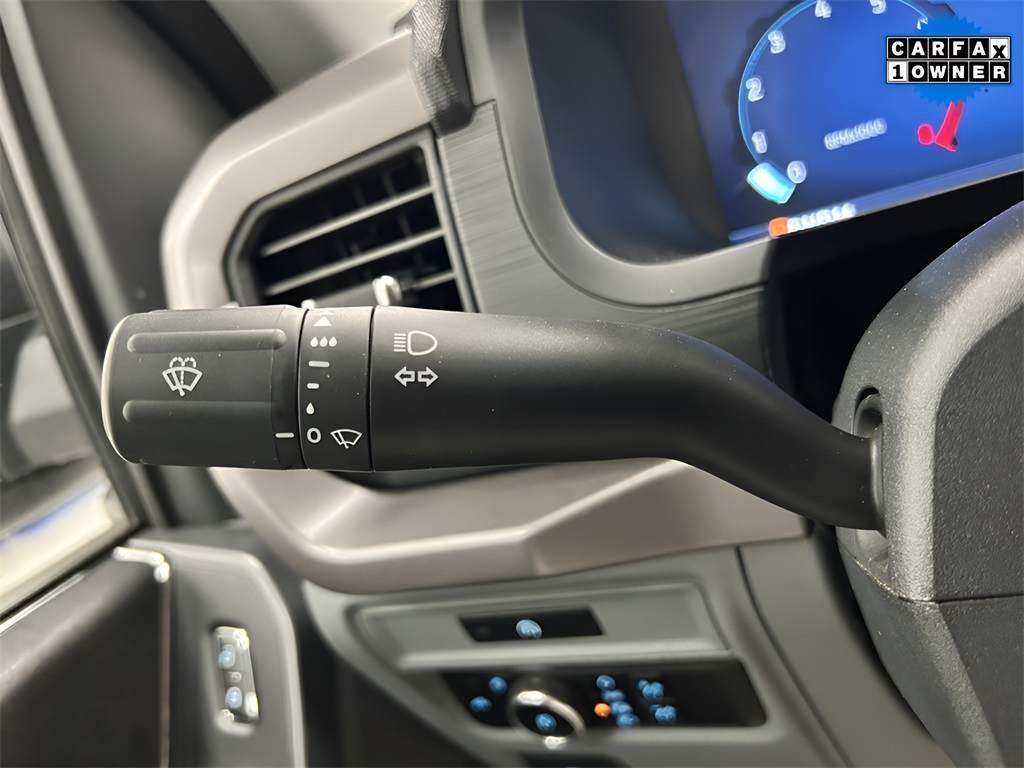 2025 Ford F-150 XLT photo 13