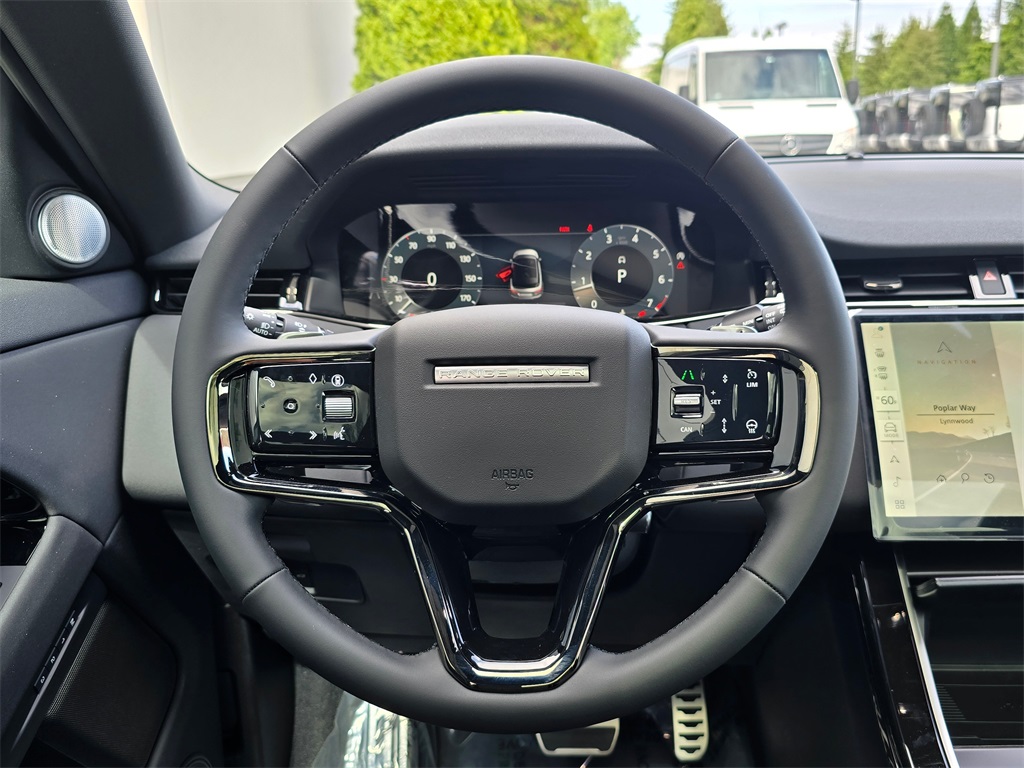 2026 Land Rover Range Rover Evoque Dynamic SE photo 11
