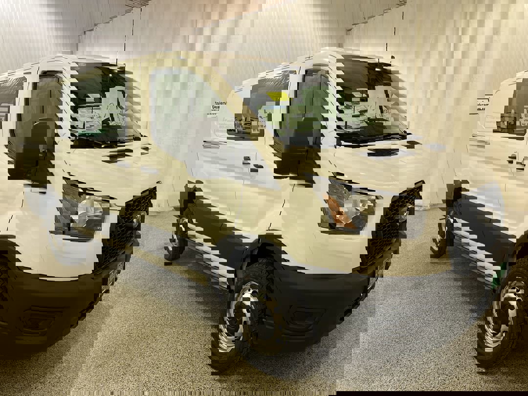 New 2024 OXFORD WHITE Ford BASE image 1