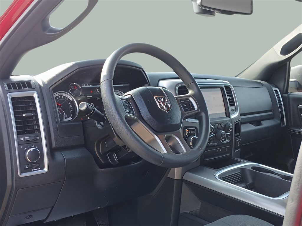 2022 Ram 1500 Classic Warlock photo 12